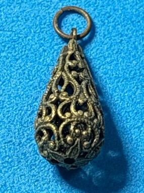 Antique-Style Filigree Teardrop Pendant in Gold Tone